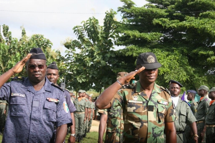 Situation sociopolitique / Raphael Lakpé: 